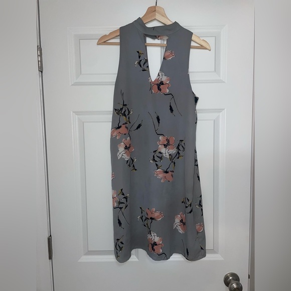 Chiffon dress - Picture 1 of 2